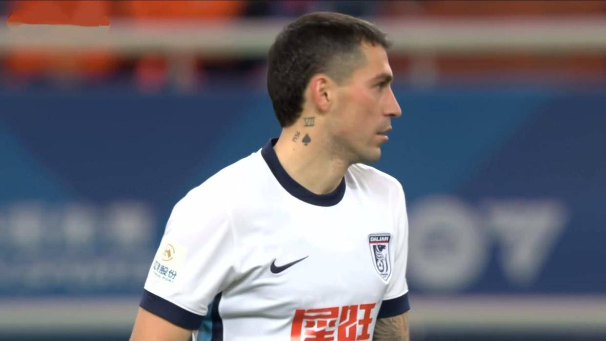 冯劲是来养老的，斯坦丘轻伤不下火线，大连迎来两连主场，冲击4连胜